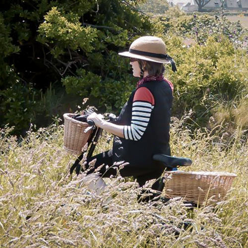 28 Ways to Wear a Straw Hat