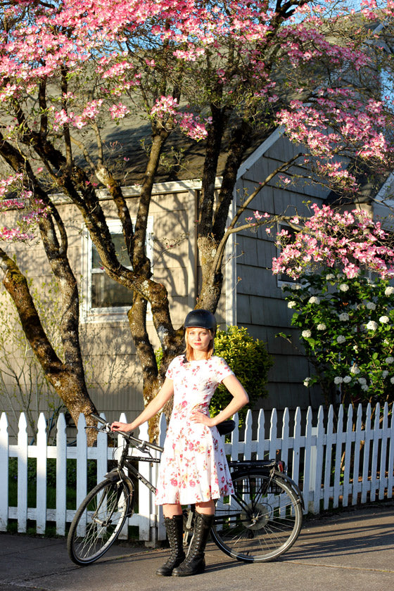 Bike Outfit Ideas: Portland & The Dream of The Nineties
