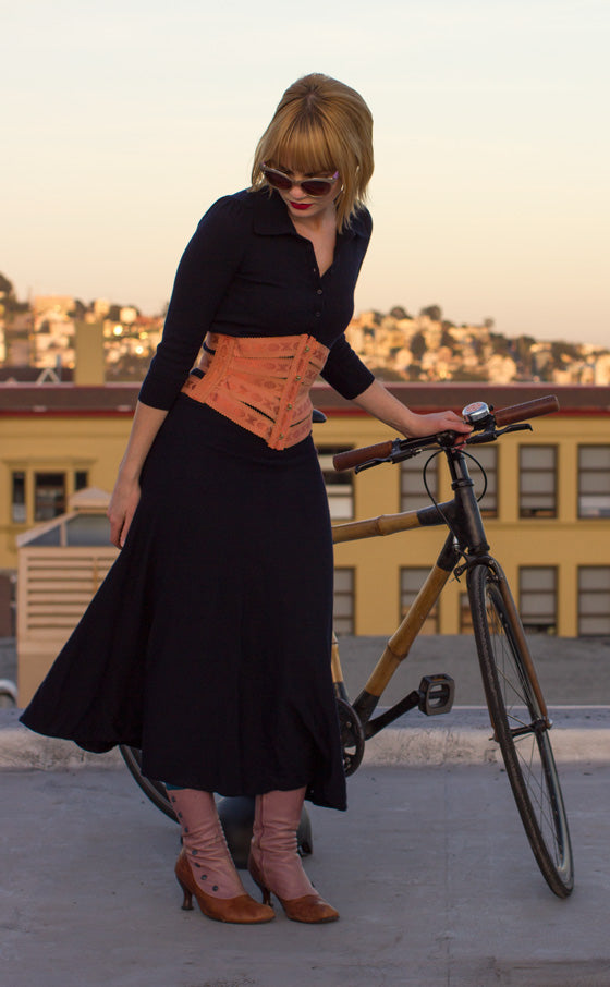 Cycle Chic Outfit Ideas: Ribbon Corset