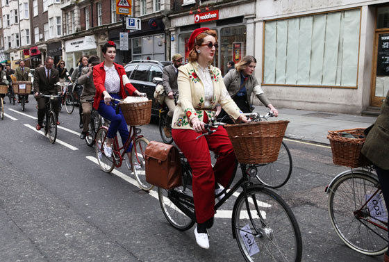 Vintage Mafia Cycle Chic: London Tweed Run